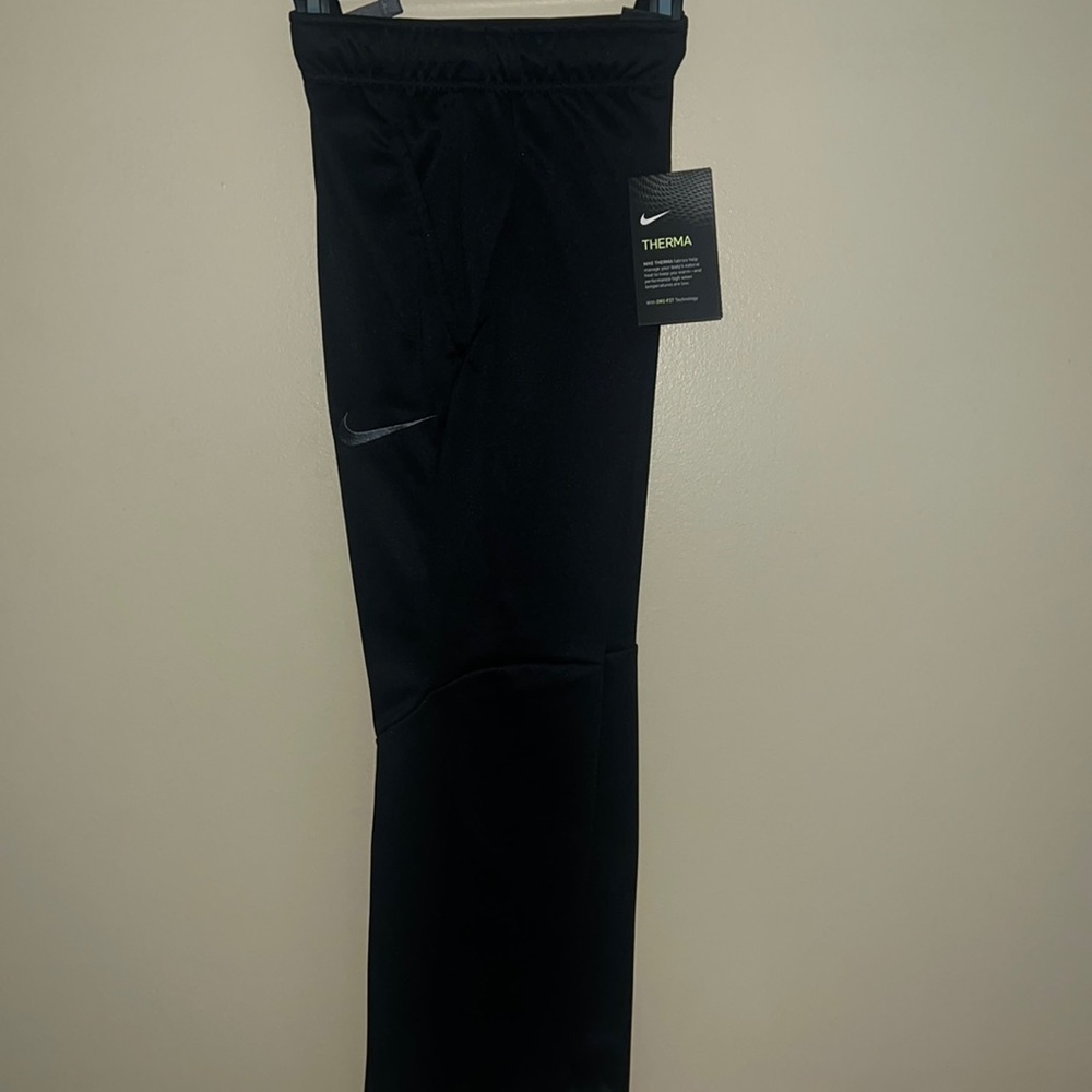 Nike Therma